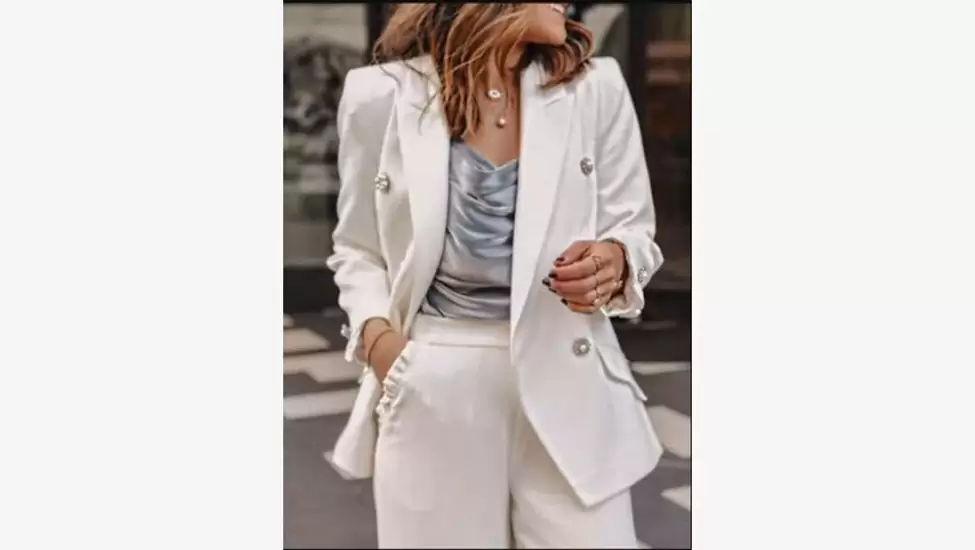 Ladies Elegant Fashion Long Sleeve Blazer - White